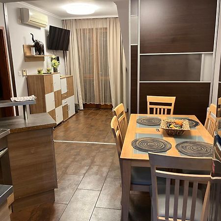 Brookforest Family Apartman Hajduszoboszlo Ngoại thất bức ảnh