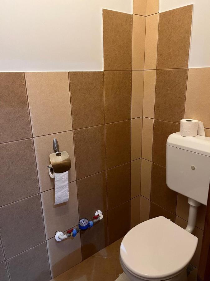 Brookforest Family Apartman Hajduszoboszlo Ngoại thất bức ảnh