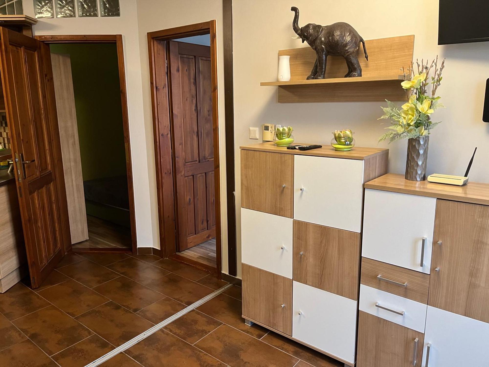 Brookforest Family Apartman Hajduszoboszlo Ngoại thất bức ảnh