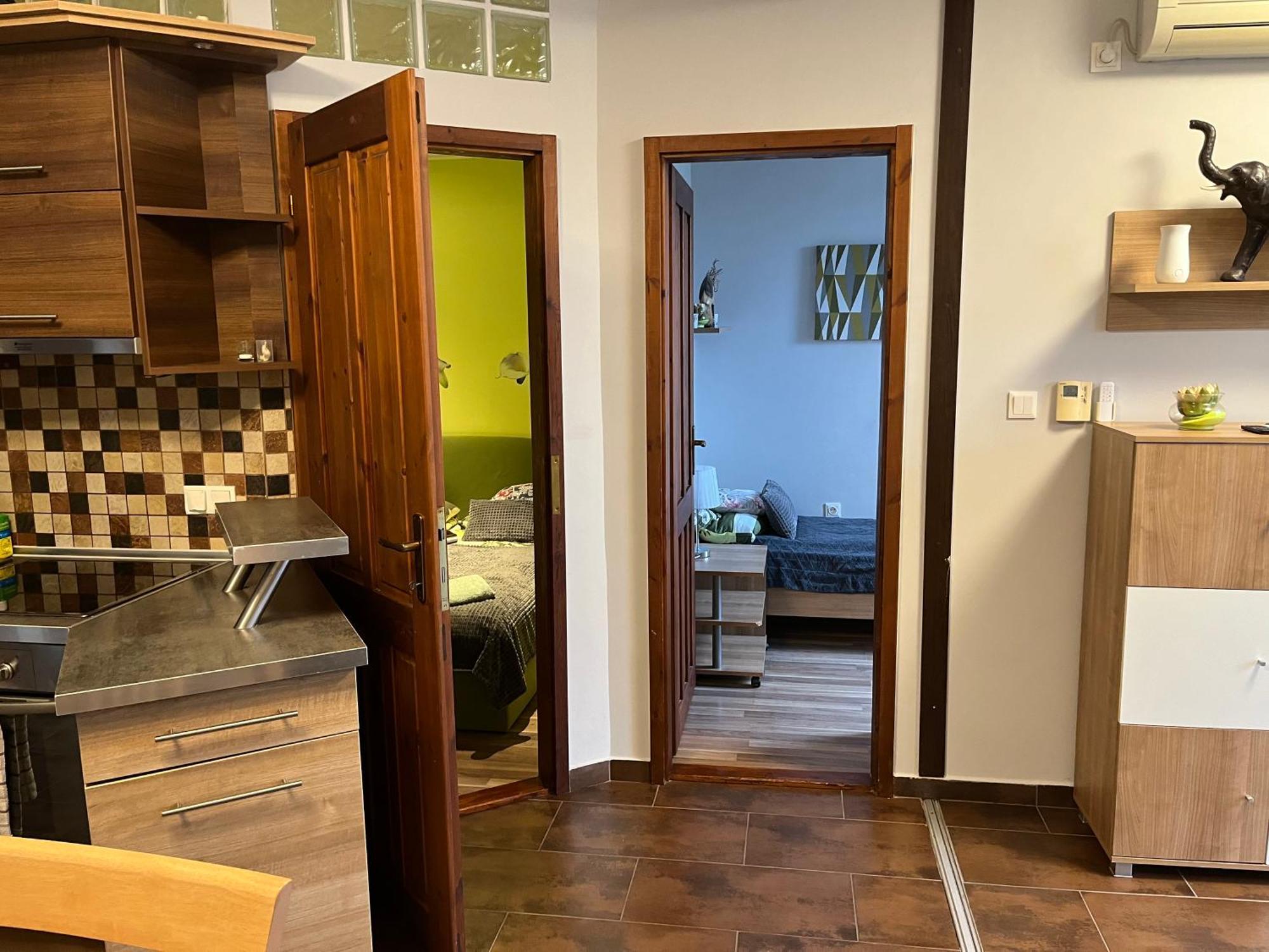 Brookforest Family Apartman Hajduszoboszlo Ngoại thất bức ảnh
